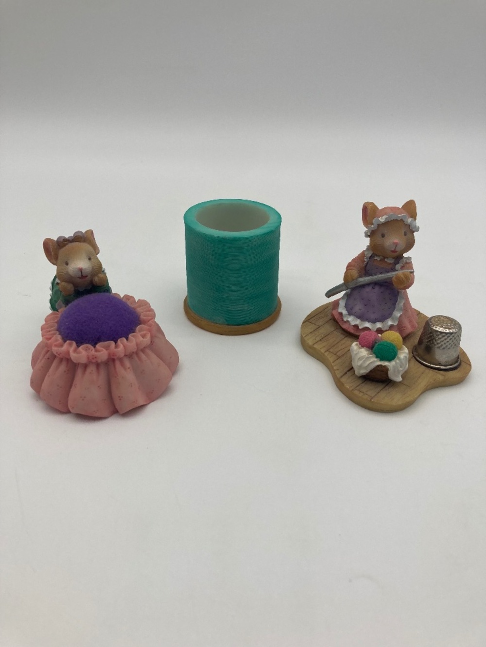 Vintage Mouse Sewing Set 3pc Pin Cushion Tape Spool Magnetic Thimble Holder